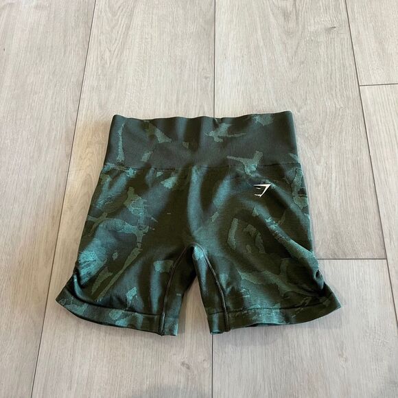 Gymshark women shorts size S - Picture 1 of 8